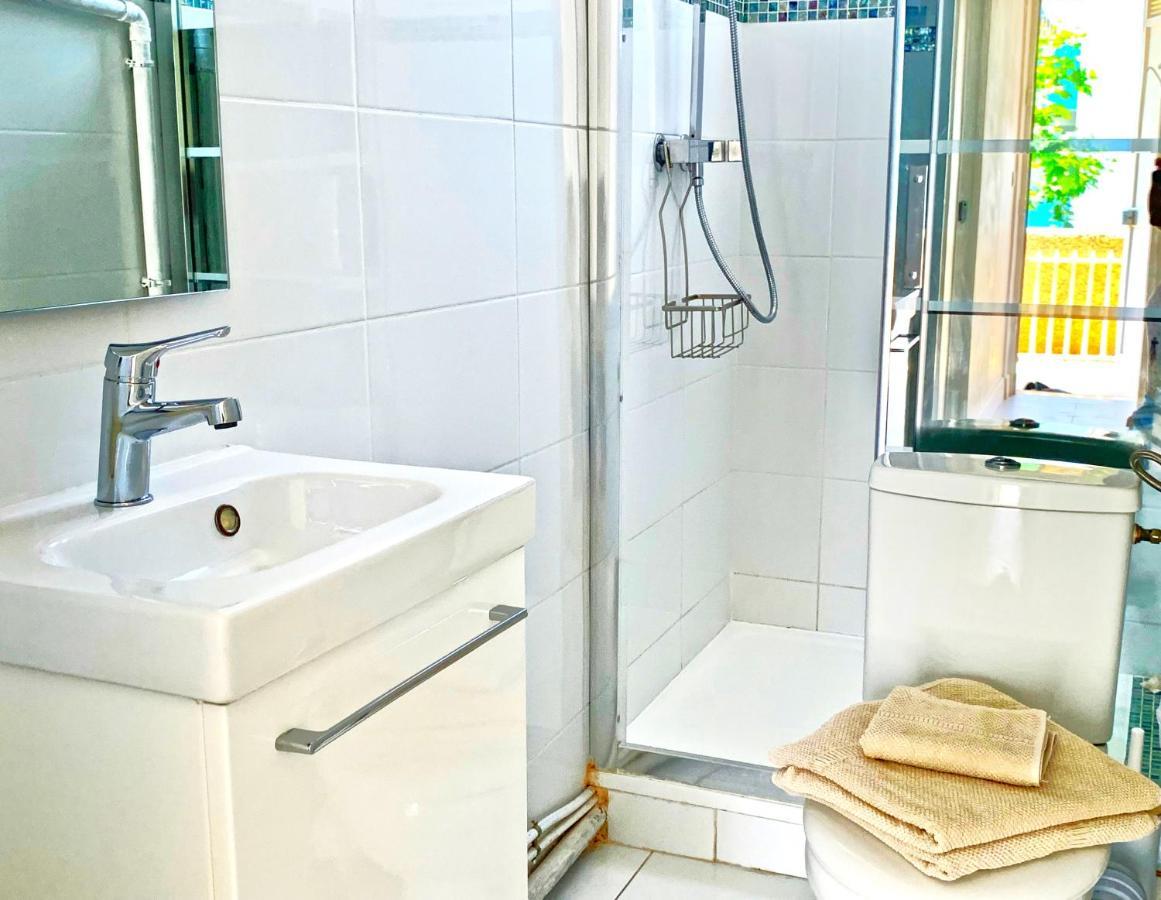 Blue Summer Vibes Apartment For 4P, Ac, Balcony, Parking, Beach At 50M, Spa Access -4 라시오타 외부 사진